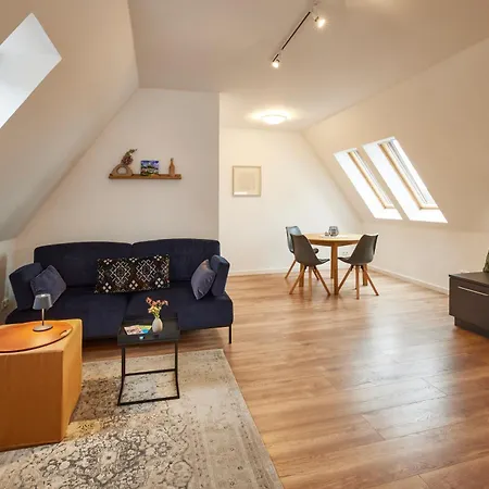 Winzerlodge, Hatzelberg Apartment