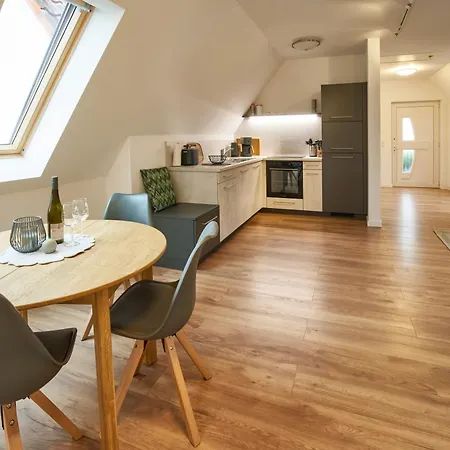 Winzerlodge, Hatzelberg Apartment Gleiszellen-Gleishorbach