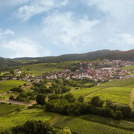 Winzerlodge, Hatzelberg * Gleiszellen-Gleishorbach